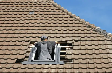 Pose de velux - Saint-Martin-de-Mailloc